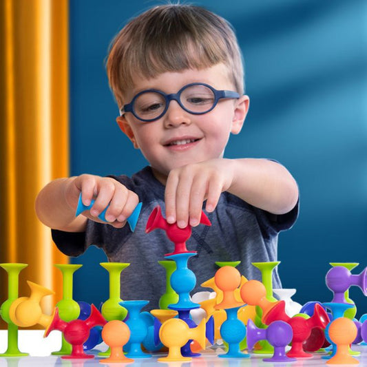 Jeux sensoriels Montessori : Une exploration enrichissante à travers les sens
