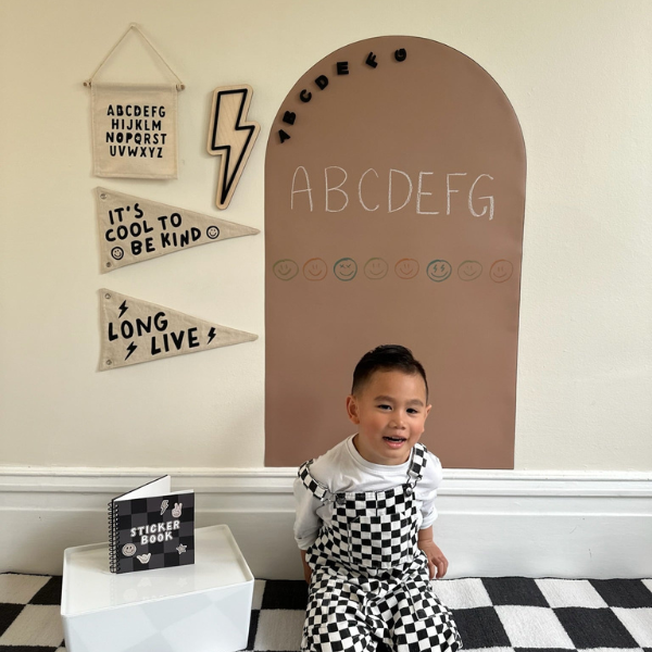 Tableau Mural Magnétique en Arc pour Enfants