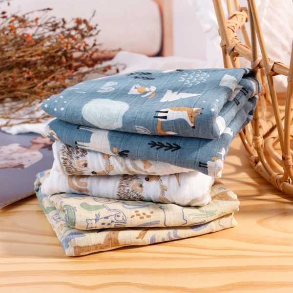 Lot de 2 Langes en Mousseline de Coton Ultra-Douce - Motif Montagnes Nordiques