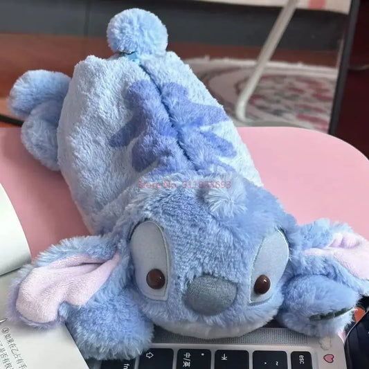 Trousse Stitch couché en peluche